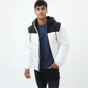 Aéropostale • NWT Black & White Hooded Remixed Down Puffer Coat Size SMALL